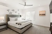 St. George Getaway, Brand New 5 BD Luxury Townhome