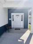 THE BLUE PEARL / UNIT B