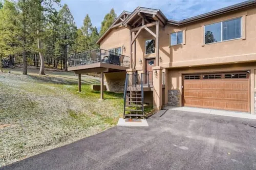 HOT TUB ~ Corner-Lot ~ Lux. Mnt. Lvng.~ No Pet Fee ~ Starlink  ~  Family Fun!