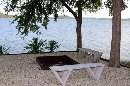 Burma Blue is for You! This PK House Getaway Impresses & Close to Rocker B!