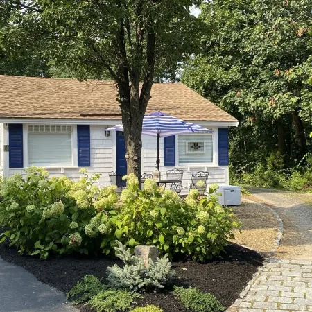 Classic Maine Beach Cottage - In the Heart of Ogt. Village , Walk to everything