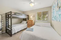 Sunny & Comfy ~ Steps to Siesta Key Beach ~ Pool! - شاطئ