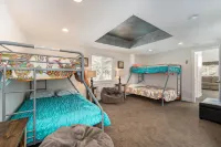 Colorado Mountain Getaway Retreat Hotels near Chicago Creek Waterfall
