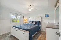 Calming Oasis on Gulf Coast Hotels near Fairway Oaks Plaza