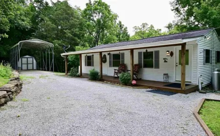 Cozy Lake House: Ark Encounter, Kincaid Lake, KY- Fishing, Scenic Get-Away