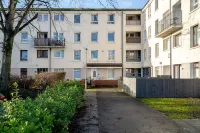 New! Stunning 1 bed apartment with private balcony in West end area