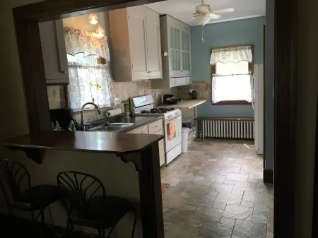 Lucy’s House Single Family Bungalow