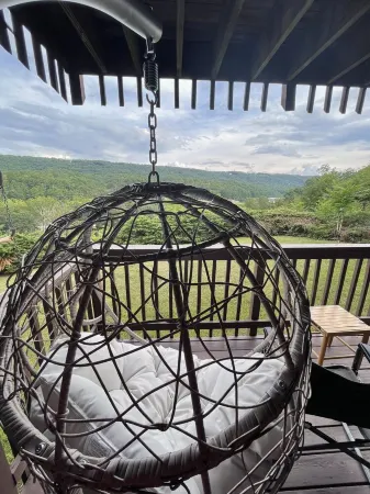 Lovely 2 Bedroom Condo