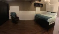 Pet friendly Bungalow. Close to Downtown and Mountains! Hotels near A Touch of Colorado