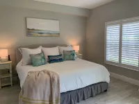 Coral Falls Retreat on 1st Floor - Lely - Booking NOW for summer! Hotels in Lely Resort