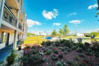 Baymont Inn and Suites by Wyndham Columbus / Near OSU