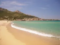 APARTMENT 300M FROM THE BEACH (ON FOOT) Hotels in Corbara