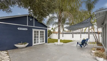 Adorable Guest Suite/Monrovia Old Town/Pasadena/COH Отели в г. Монровия