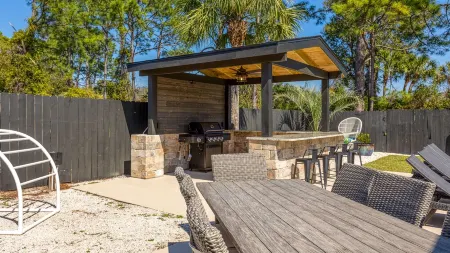 This is the one! Coastal dream 4 min to the beach