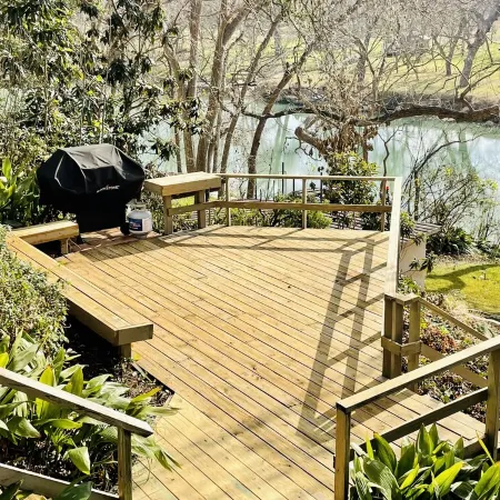 New!!! Luxury Riverfront Oasis with Gorgeous Oaks and Ping Pong Table!