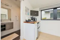 Private Del Mar Casita Guest House - Ocean Views, Blocks from Downtown & Beach