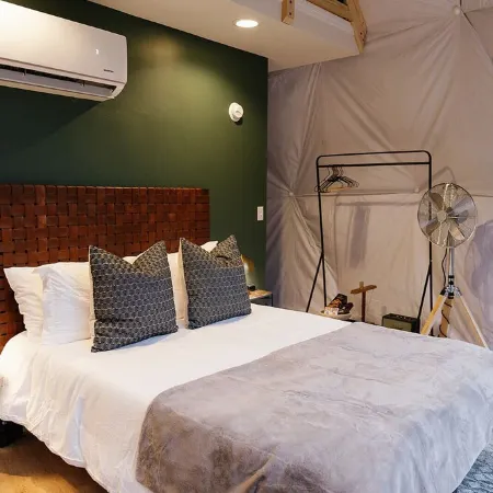 "The Perch" RRG - Modern Elevated Stay w/ Hot Tub