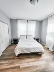 Cozy 2B/2B brand new oasis close to everything in Shady Cove!