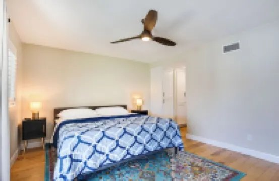 Fletcher Hills luxury, Sunset View, 4 BR, Saltwater Pool and Spa