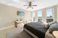 Hemingway Coast to CoastIntracoastal Water View!  2 Blocks to Beach &Pickleball