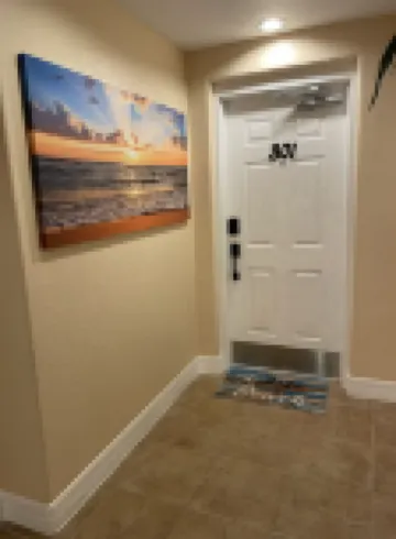Three Bedroom Condo with Elevator and Views of Gulf and Lemon Bay  Boats Welcome
