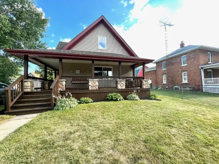 The Village Haus—Close to Frankenmuth and Birch Run Prime Outlets! Отели в г. Tuscola County