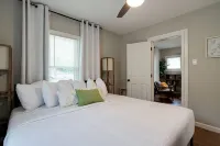 Mins to UK- Rupp- Kroger Field-  Blocks away to UK & ST Joes Hospital- Hotels near Hopemont