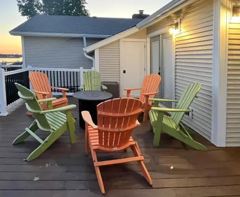 La Casa! One of 3 Luxury Villas with boat parking overlooking Honey Creek Marina Hotels in Grove