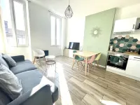 T3 in the city center place d'Armes