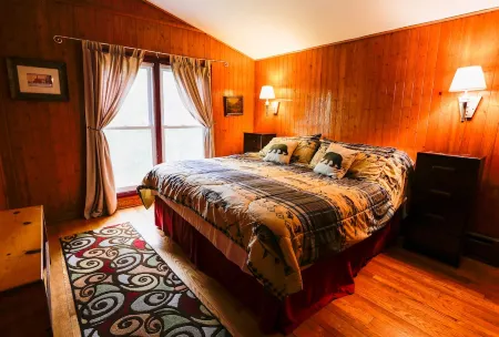 Special…rent 2 nights get the 3rd night…FREE!