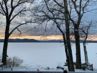 Lake & Mountain Retreat - Summer Adventures & Winter Escape