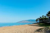 Beautiful Kamaole Beach Park two bed two bath Condo