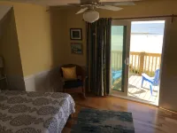 Oceanfront - Sunny inside and out!