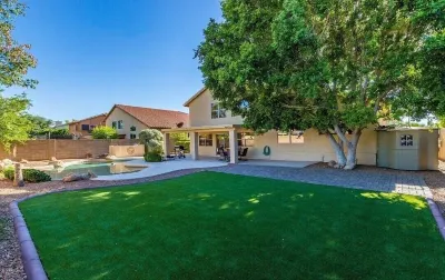 Gorgeous 5 Bedroom w/ Heated Pool Sleeps 16 鄰近DeVry University的酒店