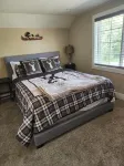 House - 3 BR - 2 BA - Sleeps 10