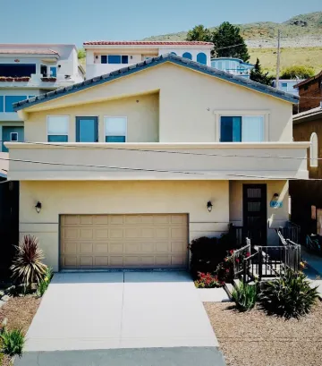 Experience coastal bliss, just steps away from Cayucos State Beach