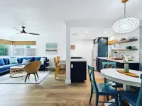 Modern Condo w/AC, 1 BLOCK FROM OCEAN