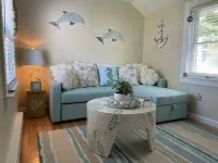 Cozy Cape Cottage Hotels in Brewster