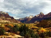 6 BR Villa Downtown in Springdale 1.2 mi from ZNP Sleeps 14 Free parking 6 cars