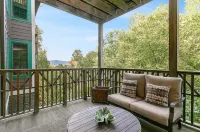 Cozy Mtn Retreat w/ Hiking & Views - Pet Friendly!