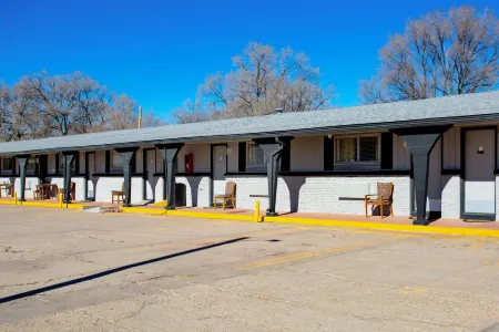 Rodeway Inn & Suites Raton