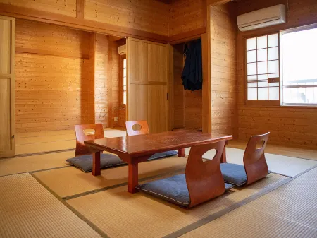 Minshuku Iori Отели рядом с достопримечательностью «Darumayama»