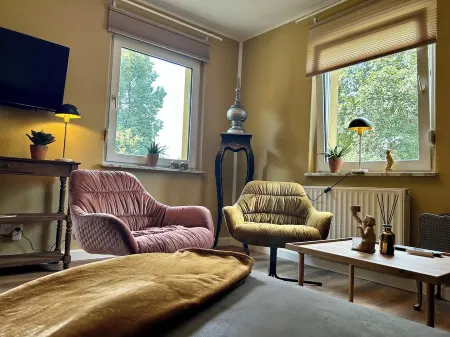 Large apartment with a view of the graduation house Отели в г. Бад-Зоден-Аллендорф