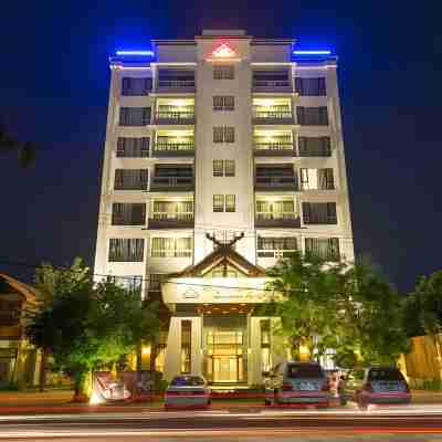 Yeak Loam Hotel Hotel Exterior