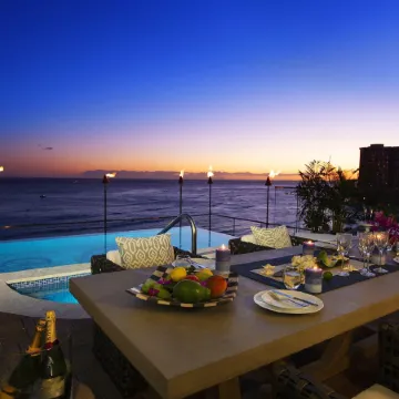 Espacio the Jewel of Waikiki