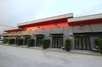 One Beat Vintage & Bistro Hotels in Ang Sila
