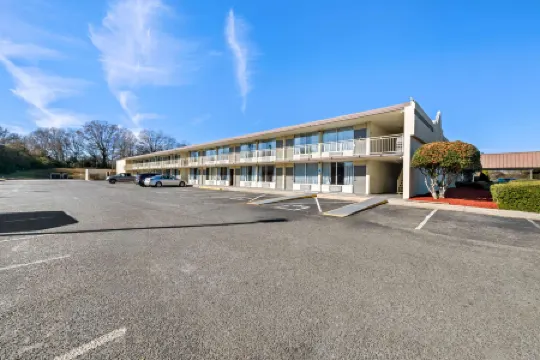 羅德威酒店 門羅