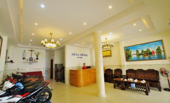 Hotel Hoa Binh