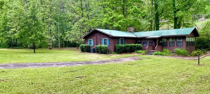 Silver's Snowbird Cabin Hotels in Graham County