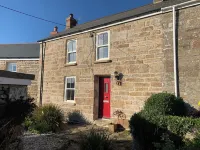 Tin Miner's Cottage Near the Coast Hotels in Pendeen